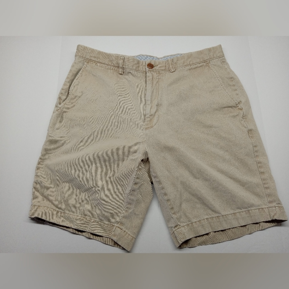 Johnston and Murphy shorts 33 waist
